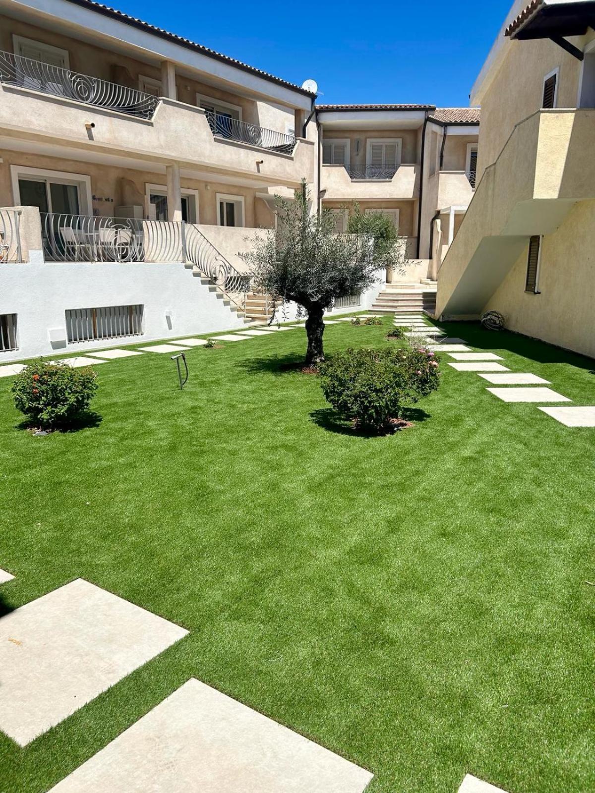 Appartamento Incantevole Con Piscina Palau Eksteriør billede